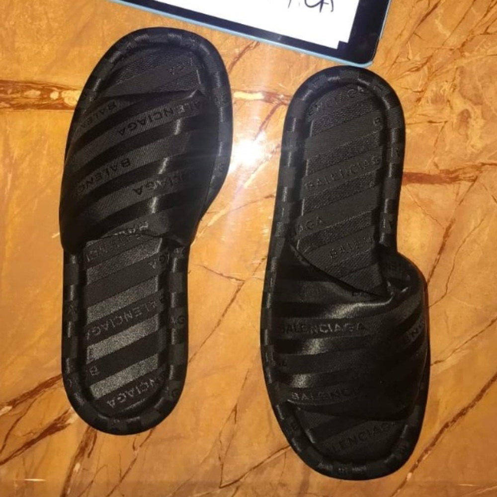 *SOLD* Balenciaga